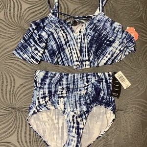 Torrid NWT Two piece swimsuit & Cover up